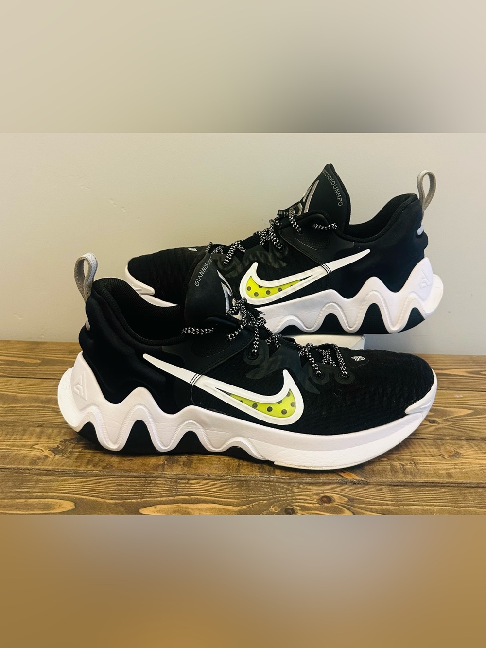 Nike Giannis Immortality Shoes Black/ Volt Colorway CZ4099-010 Men’s s Size 13